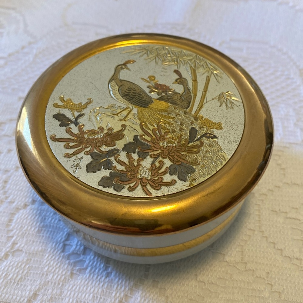 The Art Of Chokin Peacock Metal Enamel Lid Small Round Trinket Box. Vintage.